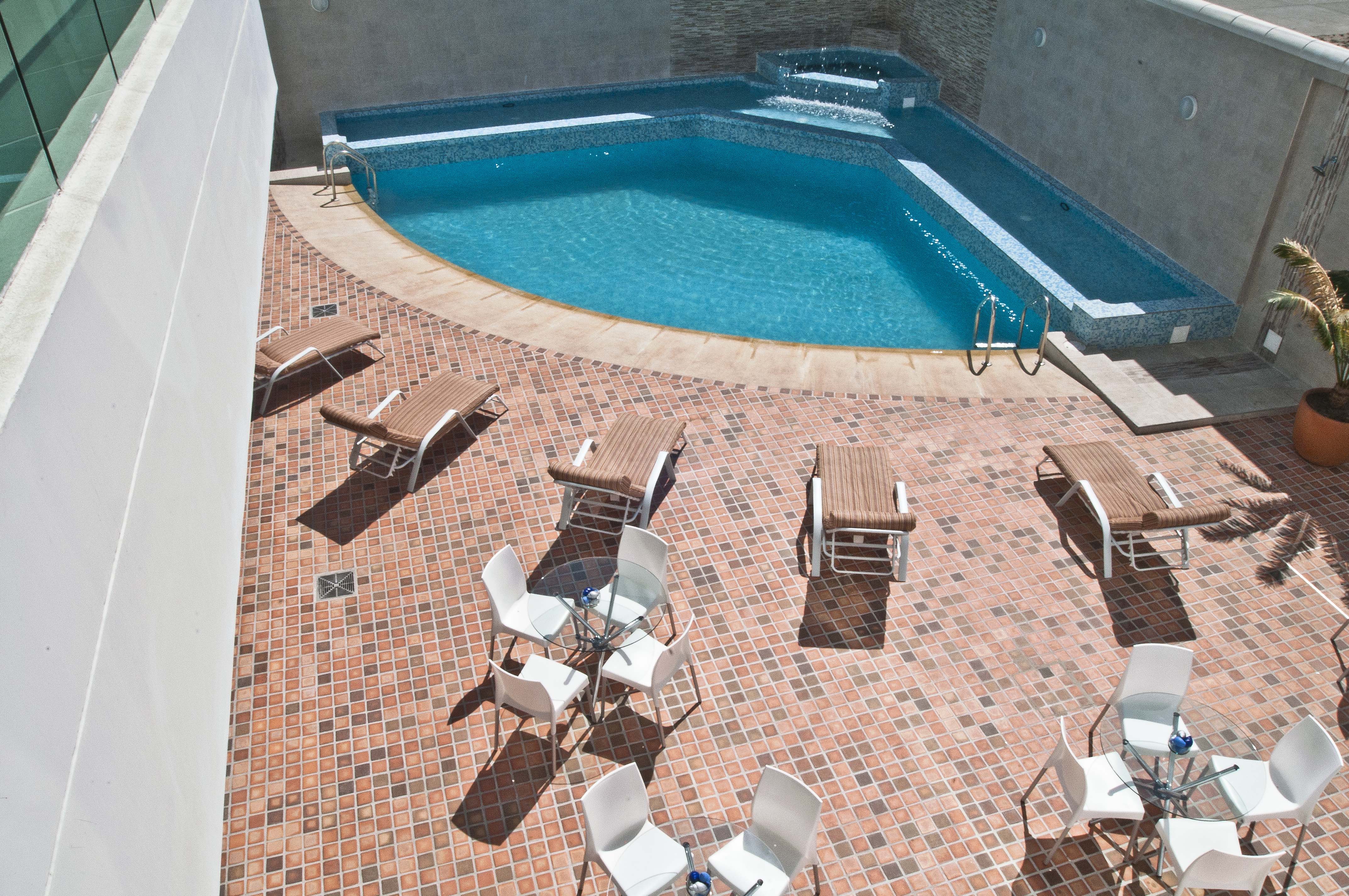 Hotel 2